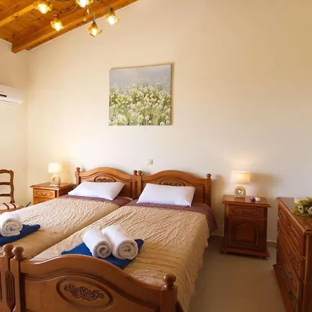 Villa Aliona